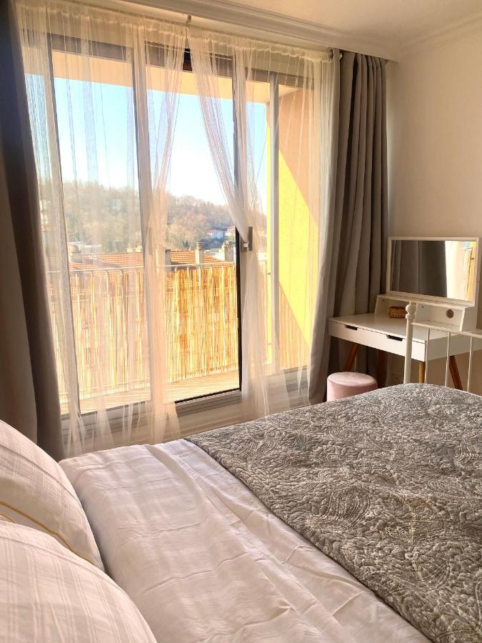 Bergson Top - Appart 80M2, 2 Grandes Chambres, Entierement Renovee Et Equipee, Lumineux, Wifi, Balcon, Calme, Vue Imprenable Saint-Etienne  Extérieur photo